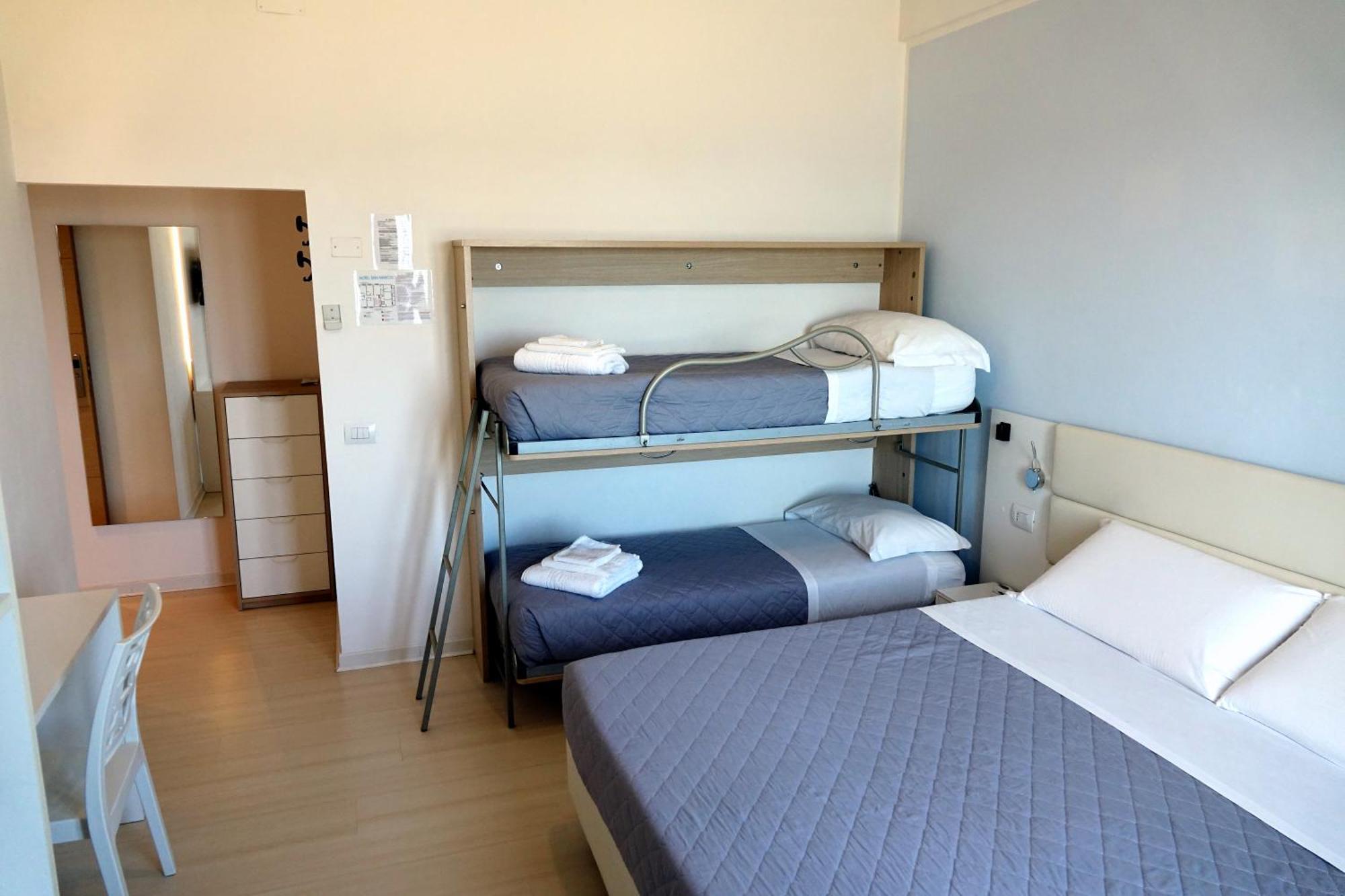 San Marco Hotell Marotta Exteriör bild